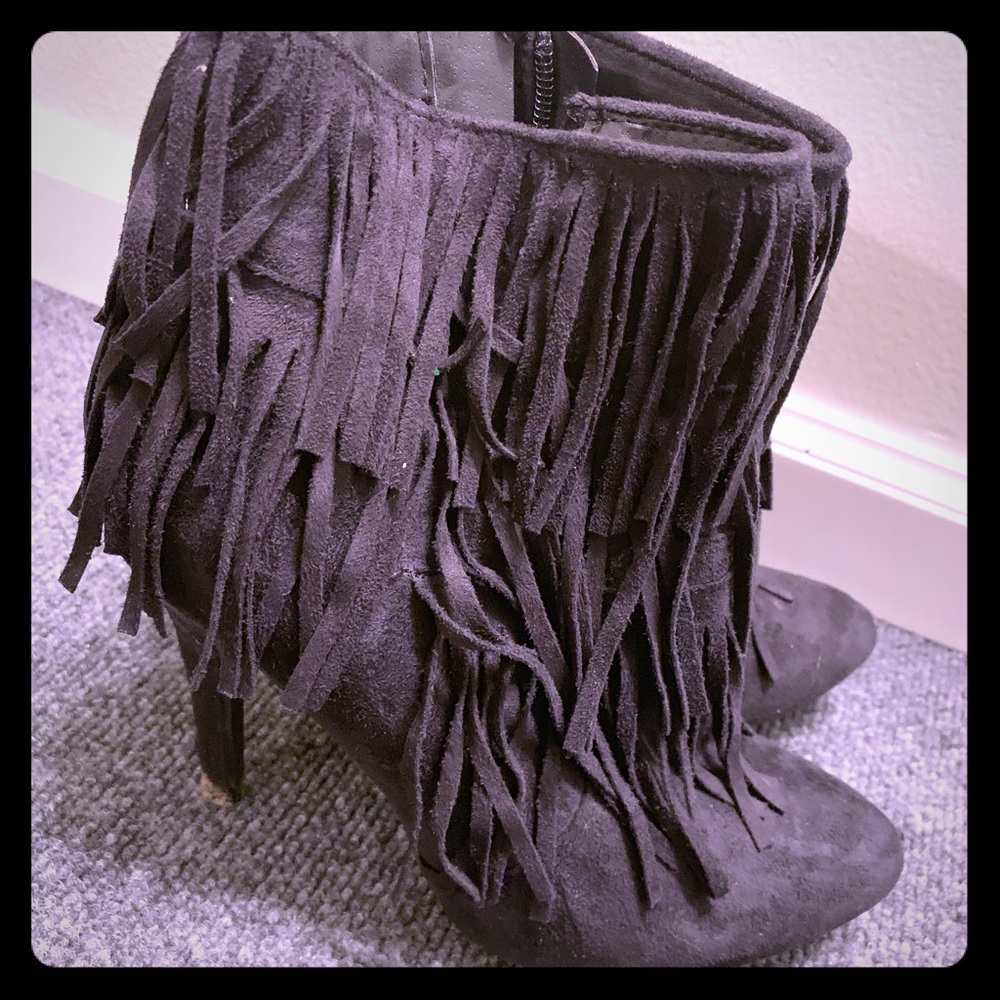 Fringe bootie
